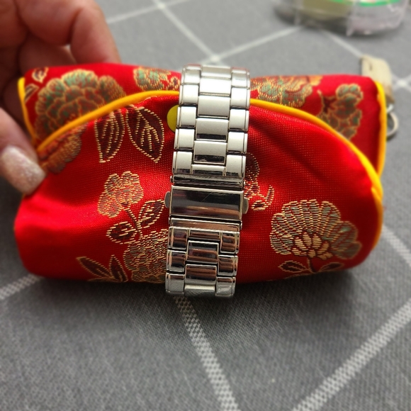 Men's MN Quartz Watch/Wristwatch, Singapore Movement, NWOT - Picture 2 of 5